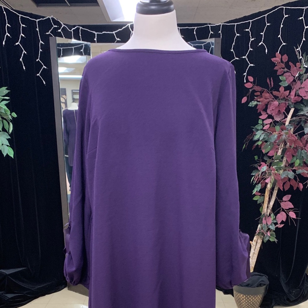 Gorgeous purple sheath dress
